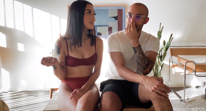 Philippines Pornstar Couple - A Day in the Life