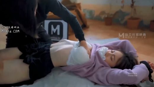 Chinese girl having sex without condom