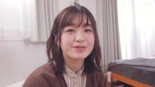 cute Japanese girl having polite sex